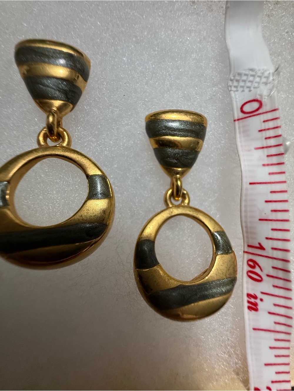 Vintage Gold-Tone Striped Door-Knocker Earrings - Picture 2 of 4